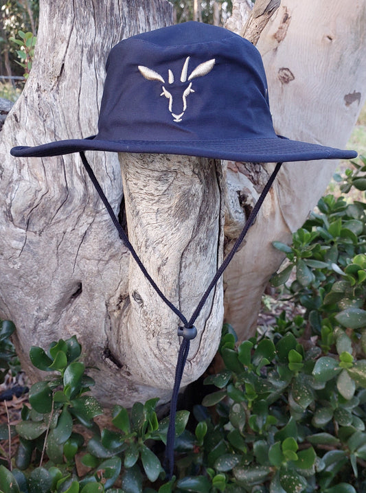 Navy kiddies wide-brim sun hat with metal press studs and cotton twill sweatband – PenBok Clothing, inspired by Penny the Springbok